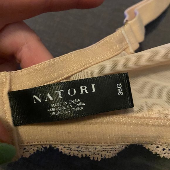 Natori lace trimmed Bra 36G - Picture 2 of 2
